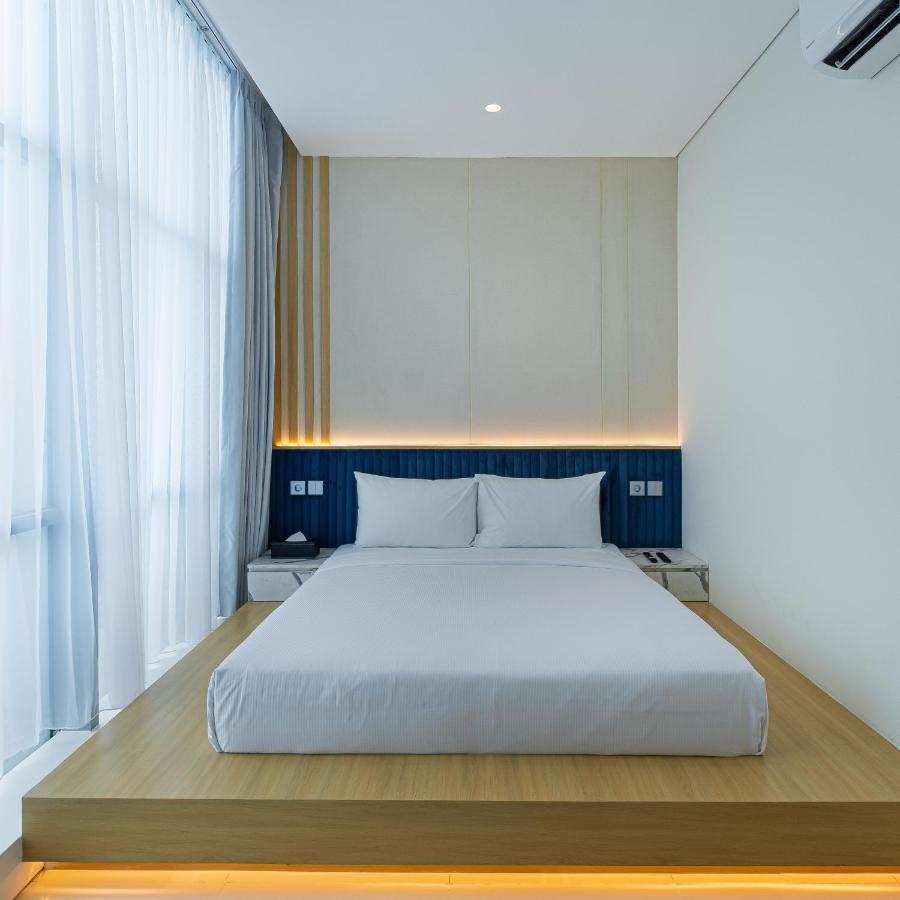 The Risman Hotel At Jakarta Airport Cbc Tangerang Extérieur photo
