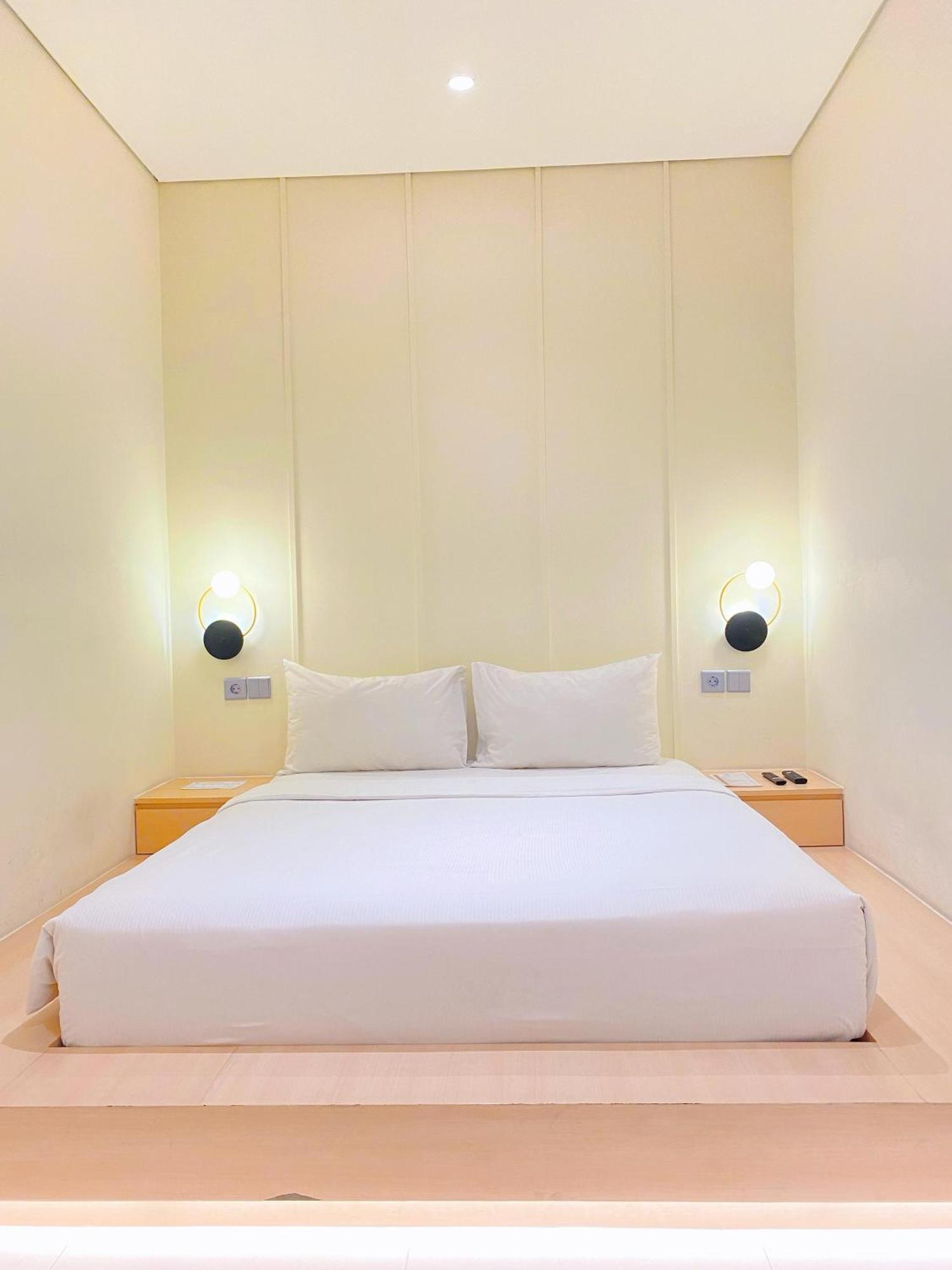 The Risman Hotel At Jakarta Airport Cbc Tangerang Extérieur photo